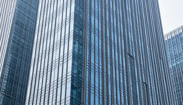 珠海网络公司如何应对站内优化的局限性